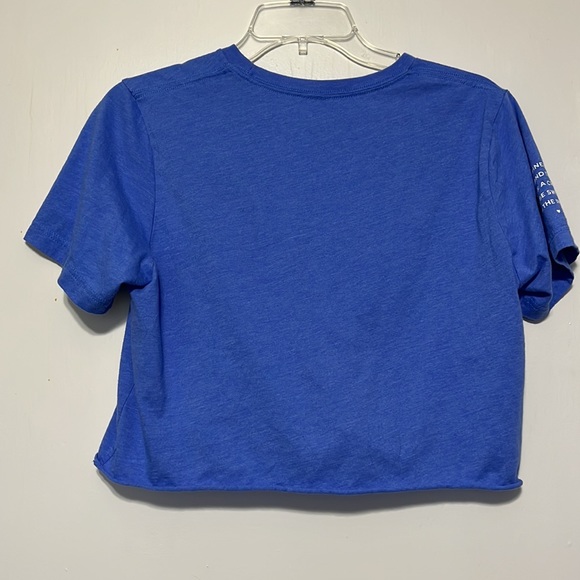 Love Fitness medium blue crop top - Picture 2 of 3